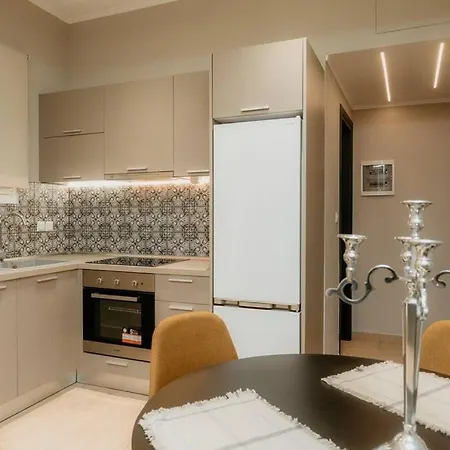Satus Finem Egnatia's Luxury * Tesalónica
